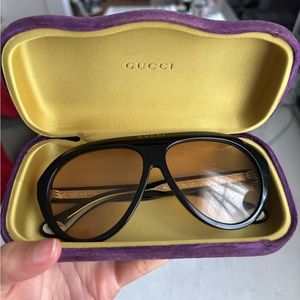 Flawless black and yellow Gucci aviator glasses
